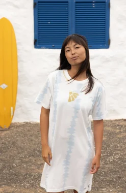 DamesWomen of the Wave T-shirtjurk| Wit