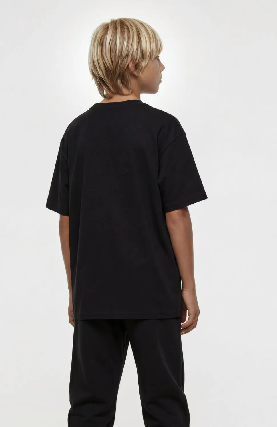 KidsEssentials T-shirt| Zwart